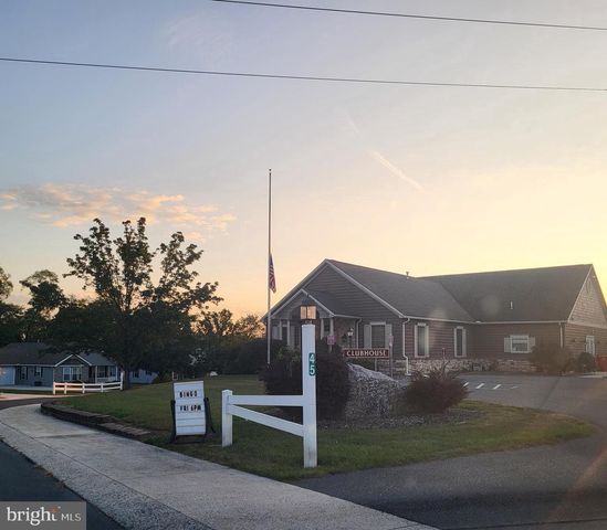 21 LANTERN LN, Shippensburg, PA 17257