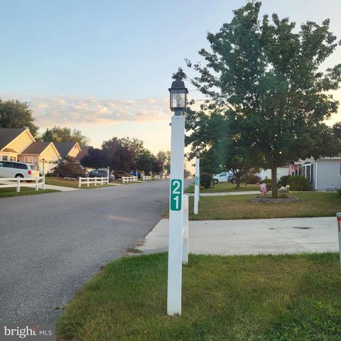 21 LANTERN LN, Shippensburg, PA 17257