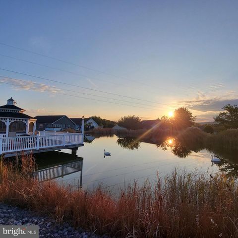 21 LANTERN LN, Shippensburg, PA 17257