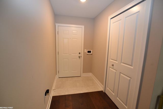 5656 Flagstaff Pines Drive 408, Shelby, MI 48317