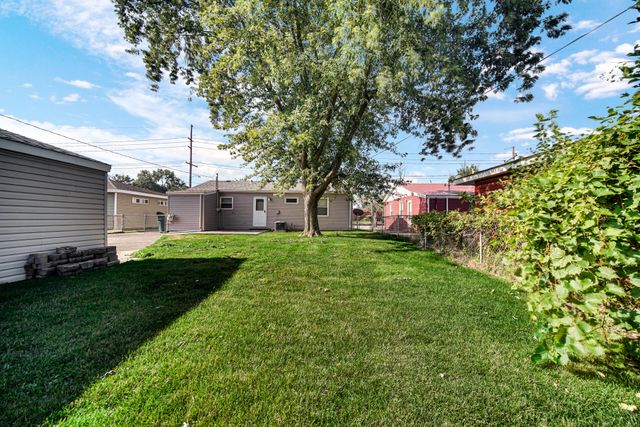 3435 165th Street, Hammond, IN 46323
