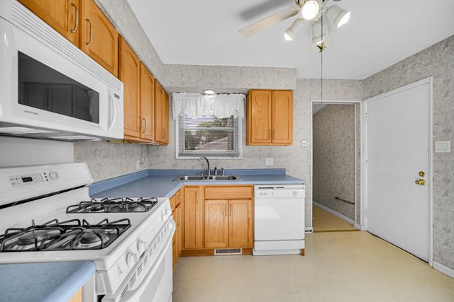 3435 165th Street, Hammond, IN 46323