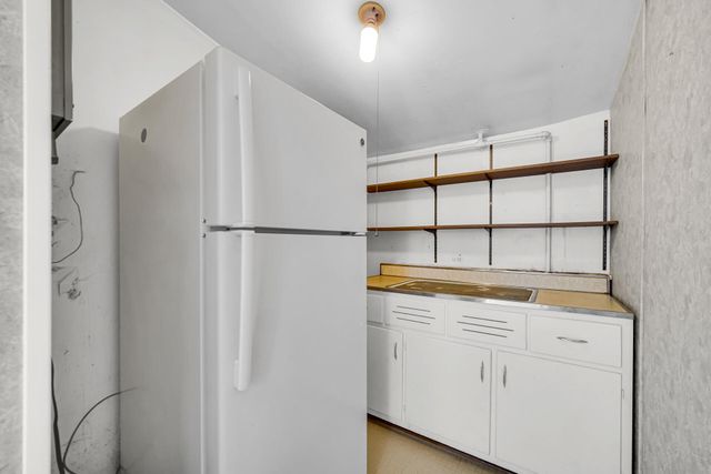 3435 165th Street, Hammond, IN 46323