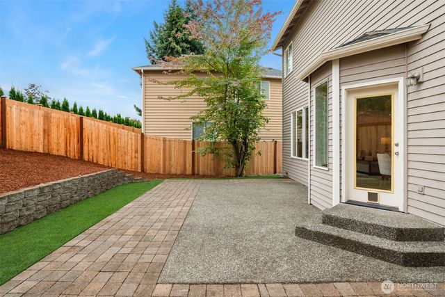 18603 33rd Avenue SE, Bothell, WA 98012