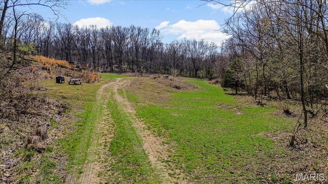 2955 Greenwood Drive, High Ridge, MO 63049