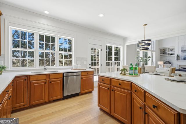 5385 Harbury Lane, Suwanee, GA 30024