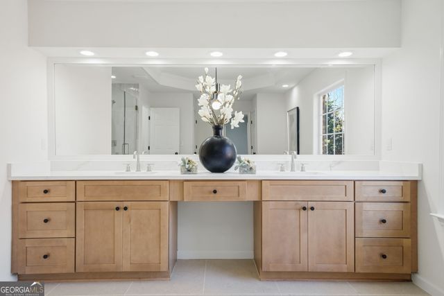 5385 Harbury Lane, Suwanee, GA 30024