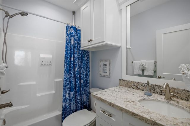 2565 Palm Drive, Crystal Beach, TX 77650