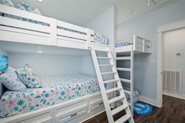 2565 Palm Drive, Crystal Beach, TX 77650