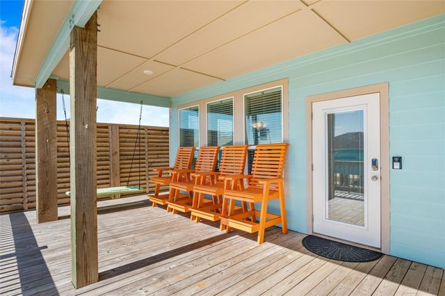 2565 Palm Drive, Crystal Beach, TX 77650
