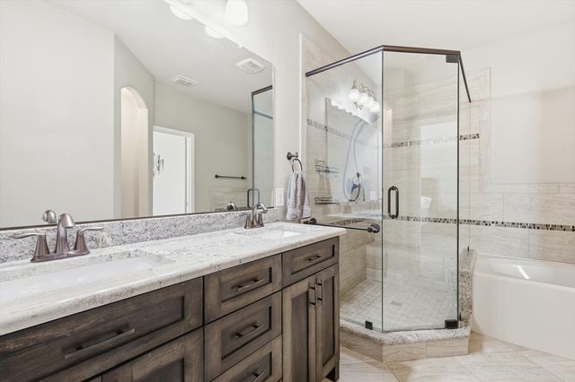 441 E Wishbone Lane, Fort Worth, TX 76052