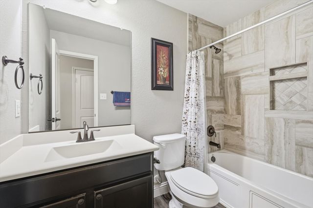 441 E Wishbone Lane, Fort Worth, TX 76052