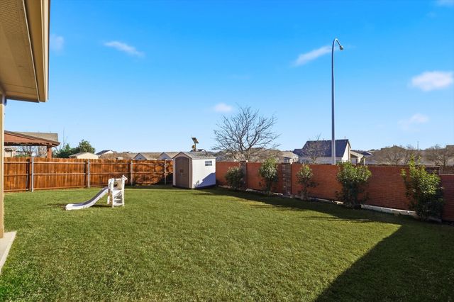 441 E Wishbone Lane, Fort Worth, TX 76052