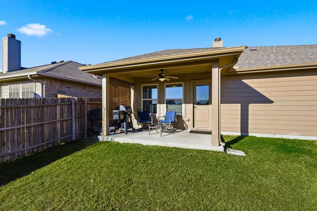 441 E Wishbone Lane, Fort Worth, TX 76052