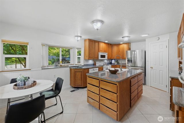 5819 65th Street NW, Gig Harbor, WA 98335