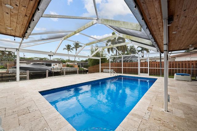 1340 SW 56th Avenue, Plantation, FL 33317