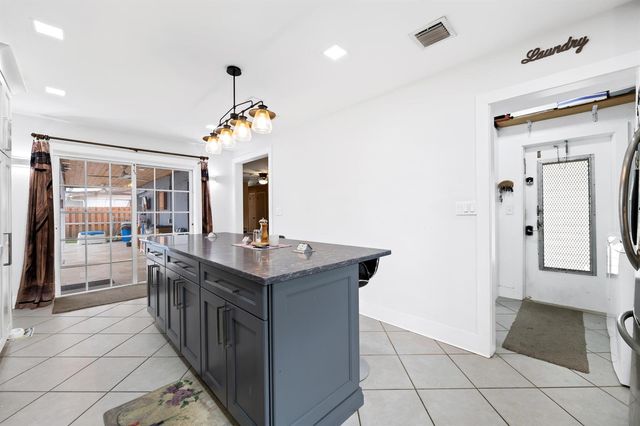 1340 SW 56th Avenue, Plantation, FL 33317
