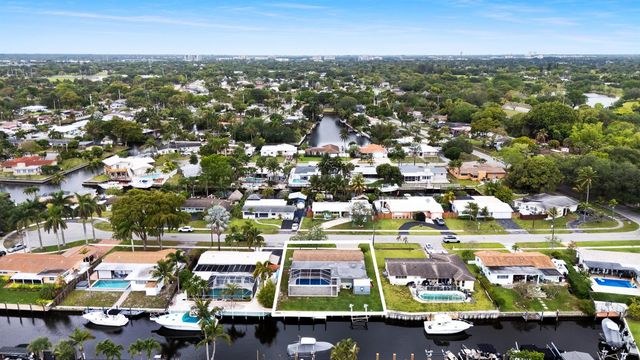 1340 SW 56th Avenue, Plantation, FL 33317