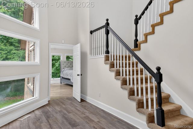 9961 Cross Creek Drive, Green Oak Township, MI 48178
