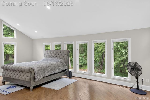9961 Cross Creek Drive, Green Oak Township, MI 48178