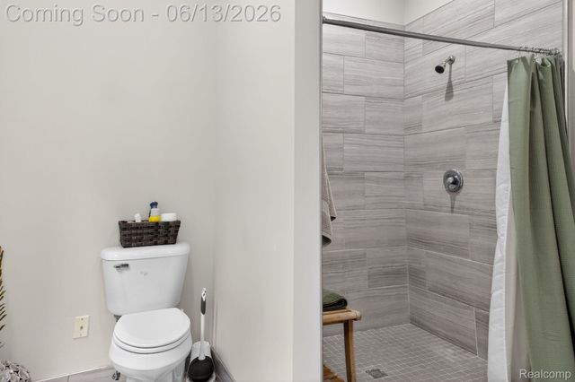 9961 Cross Creek Drive, Green Oak Township, MI 48178