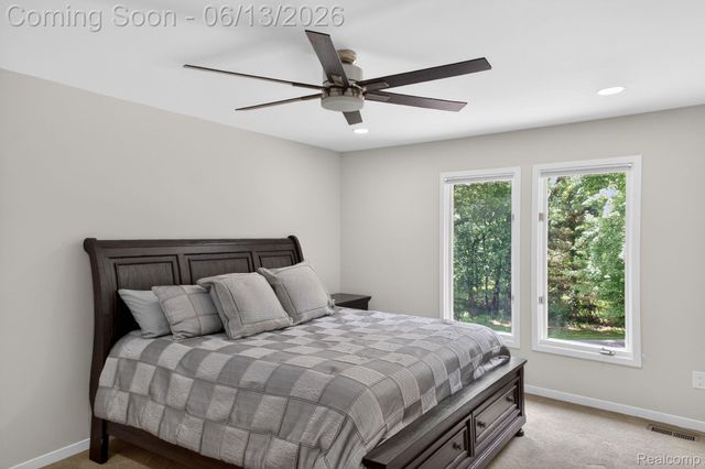 9961 Cross Creek Drive, Green Oak Township, MI 48178