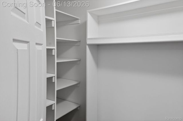 9961 Cross Creek Drive, Green Oak Township, MI 48178