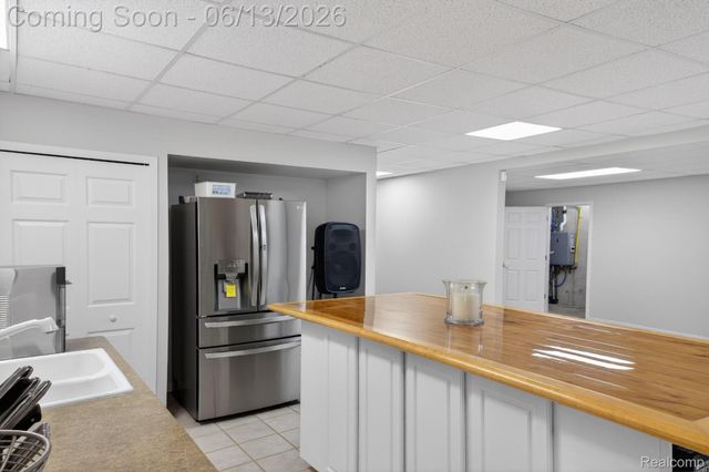 9961 Cross Creek Drive, Green Oak Township, MI 48178