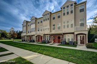 5 Kyle Drive, Tinton Falls, NJ 07712