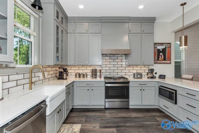 2815 8th Avenue, Huntsville, AL 35805