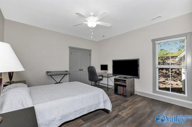 2815 8th Avenue, Huntsville, AL 35805