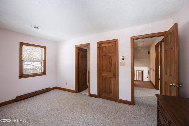 1012 Ensworth Road NW, Wilson, NC 27896