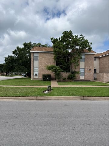 3828 Plainsman Lane, Bryan, TX 77802