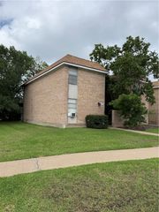 3828 Plainsman Lane, Bryan, TX 77802