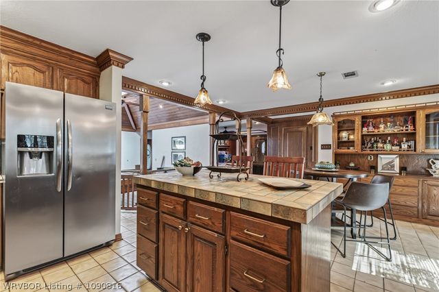 901 S 68th Lane, Fort Smith, AR 72903