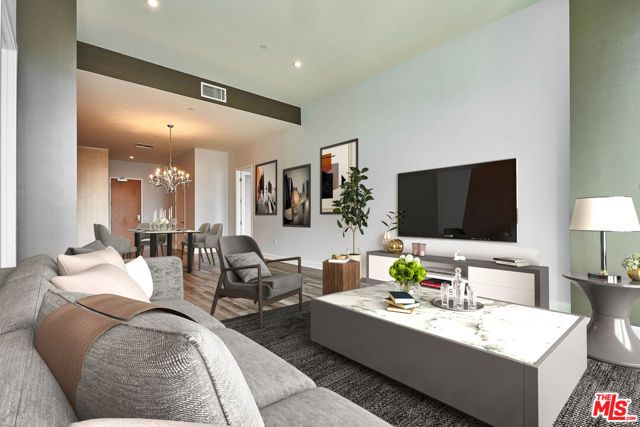 3223 W 6th Street 807, Los Angeles, CA 90020