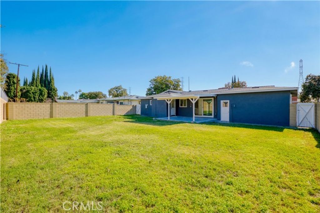 1737 W Cris, Anaheim, CA 92804