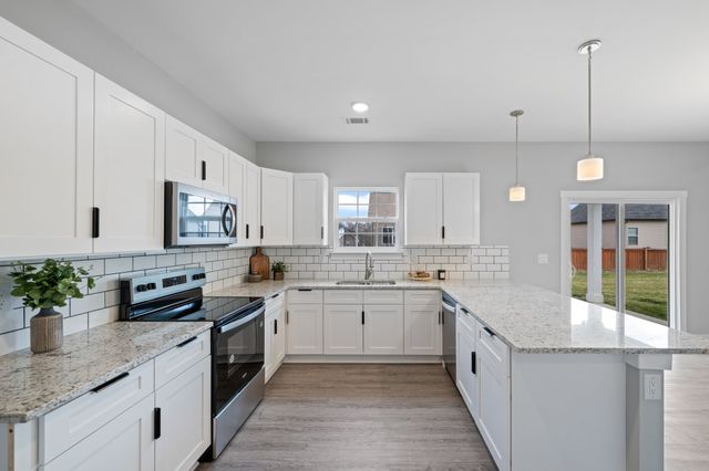 340 Fieldstone Ln, Springfield, TN 37172