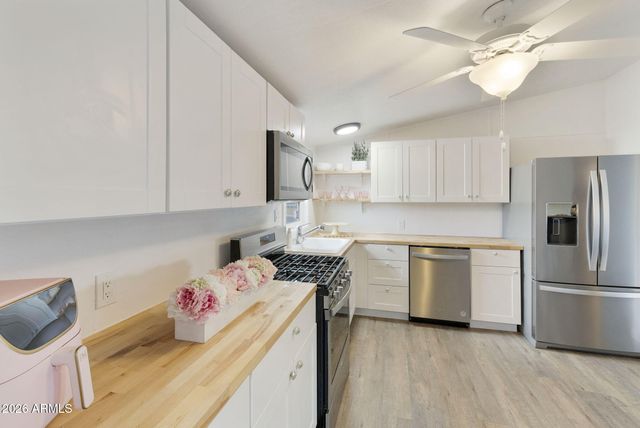 555 W WARNER Road 35, Chandler, AZ 85225