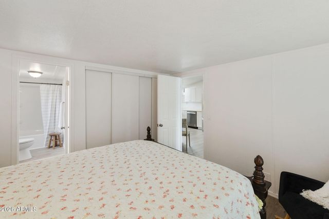 555 W WARNER Road 35, Chandler, AZ 85225