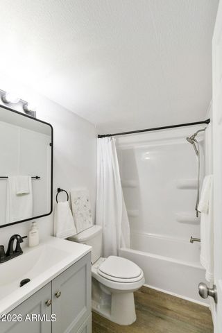 555 W WARNER Road 35, Chandler, AZ 85225