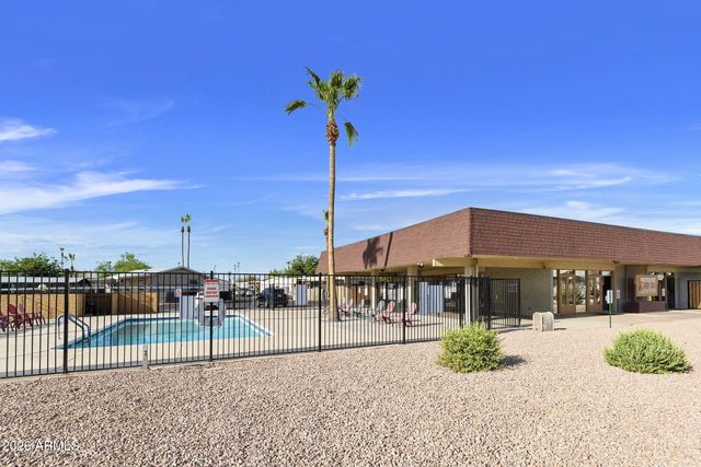 555 W WARNER Road 35, Chandler, AZ 85225