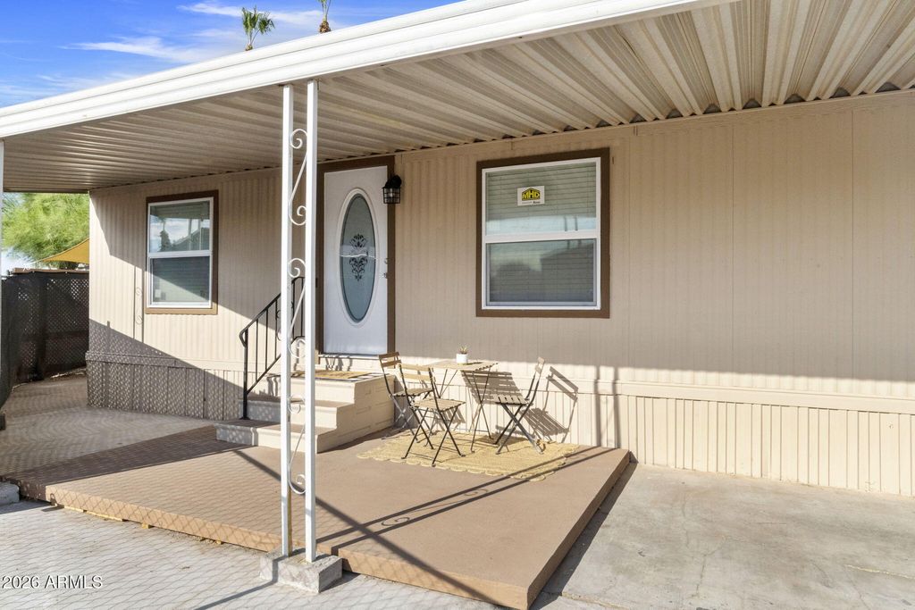 555 W WARNER Road 35, Chandler, AZ 85225