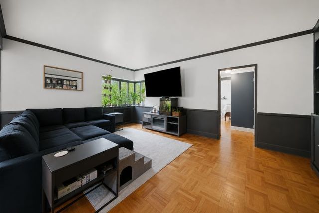 5044 N Marine Drive A7, Chicago, IL 60640