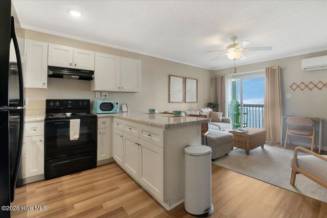 2250 New River Inlet Road Unit 114, Sneads Ferry, NC 28460