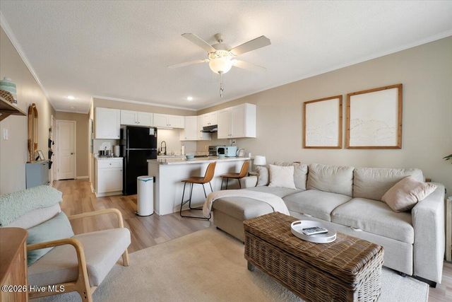 2250 New River Inlet Road Unit 114, Sneads Ferry, NC 28460