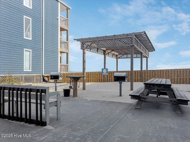 2250 New River Inlet Road Unit 114, Sneads Ferry, NC 28460
