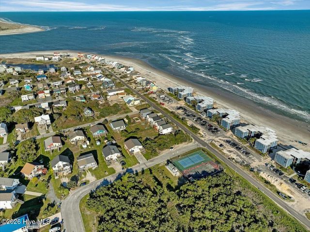 2250 New River Inlet Road Unit 114, Sneads Ferry, NC 28460