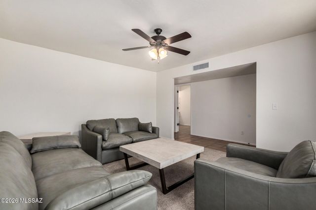 4290 N Tortolita Road, Tucson, AZ 85745