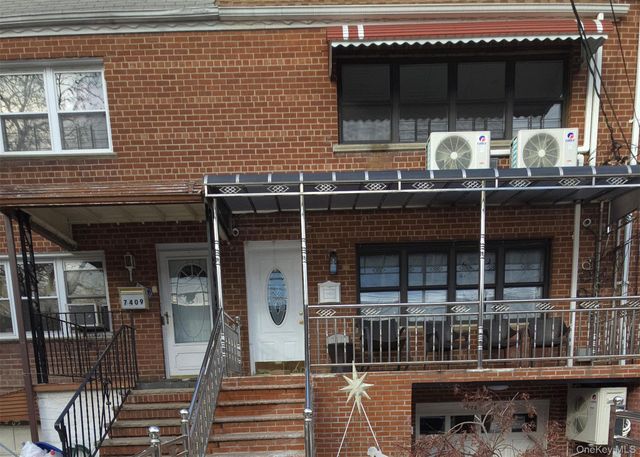 7411 85th Drive 2nd FL, Woodhaven, NY 11421